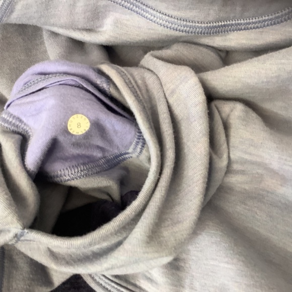 EUC LuLulemon Blue hoodie sz. 8 - Picture 8 of 11